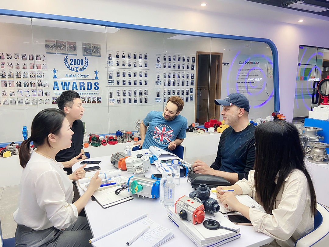 陽春3月，科威納集團又迎來埃及代理商參廠